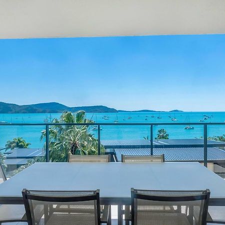 Executive On Whisper Bay - Cannonvale Airlie Beach Zewnętrze zdjęcie