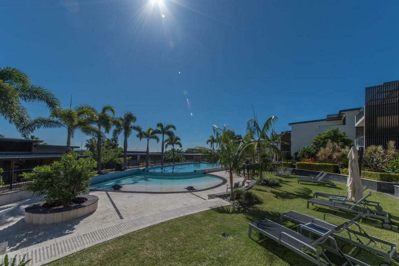 Executive On Whisper Bay - Cannonvale Airlie Beach Zewnętrze zdjęcie