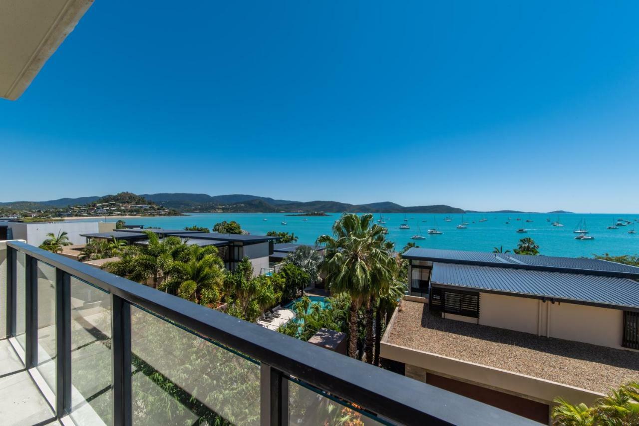 Executive On Whisper Bay - Cannonvale Airlie Beach Zewnętrze zdjęcie